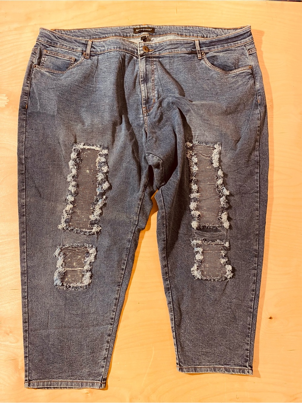Ashley Stewart Distressed Blue Jeans with Patch Details 32 (SY)